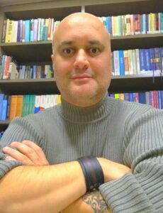 André R. Costa Oliveira